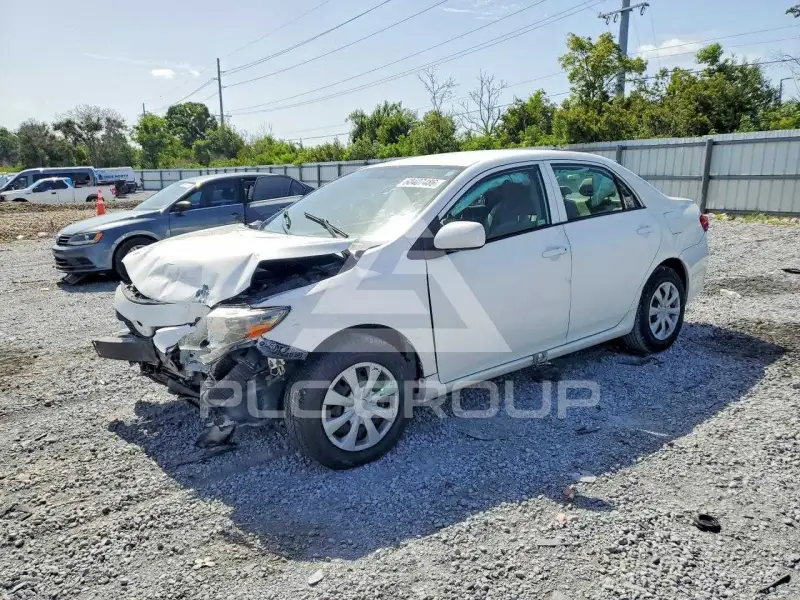 2010 Toyota COROLLA photo