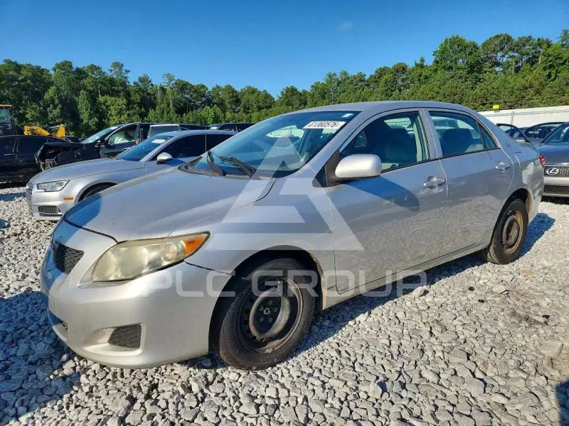 2010 Toyota COROLLA фото