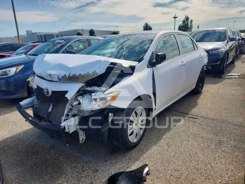 2010 Toyota COROLLA фото