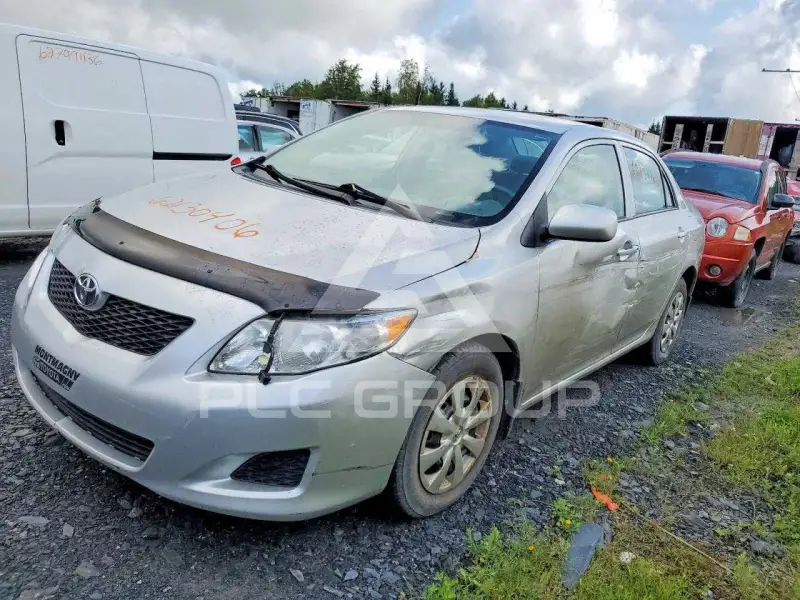 2010 Toyota COROLLA фото