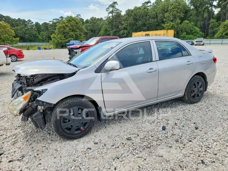2010 Toyota COROLLA фото
