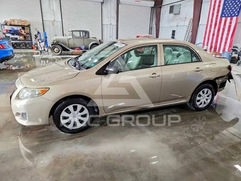 2010 Toyota COROLLA фото