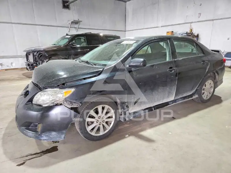 2010 Toyota COROLLA фото