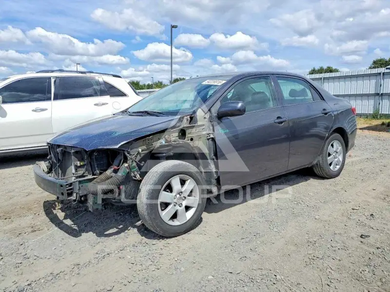 2010 Toyota COROLLA фото