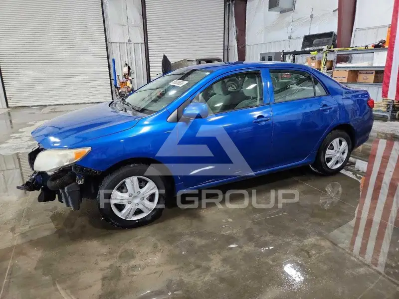 2010 Toyota COROLLA фото