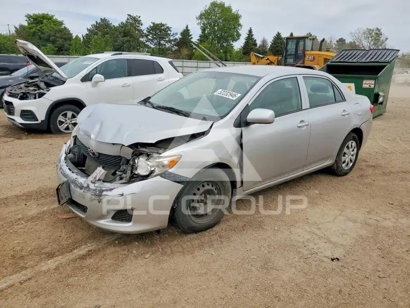 2010 Toyota COROLLA фото