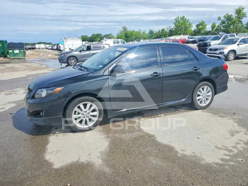 2010 Toyota COROLLA фото