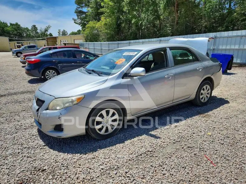 2010 Toyota COROLLA фото