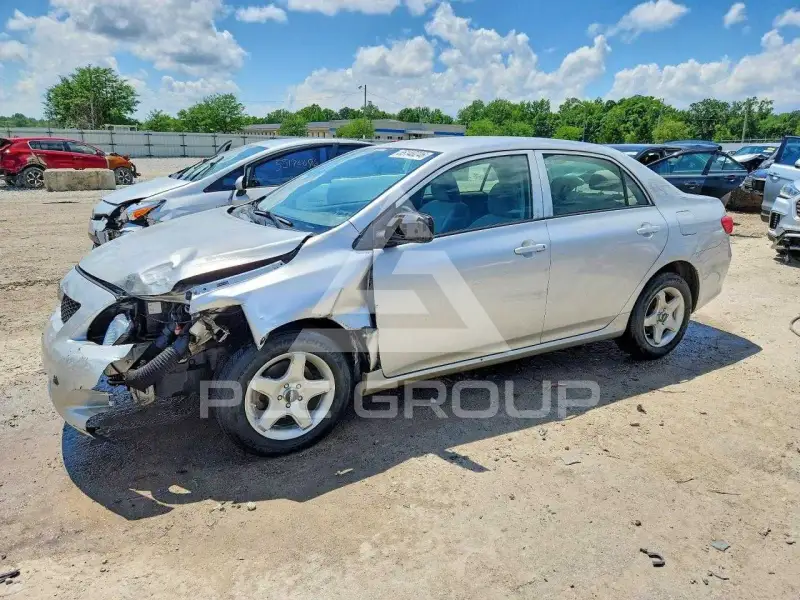 2010 Toyota COROLLA фото