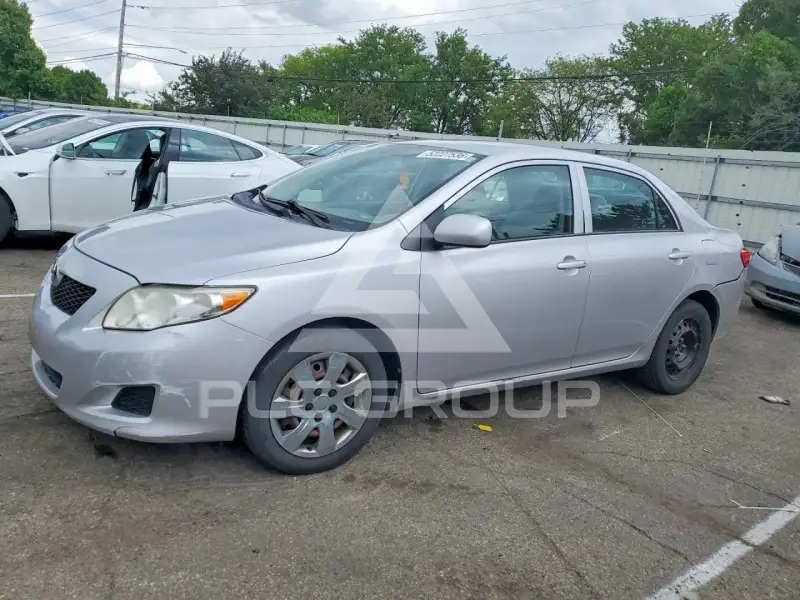 2010 Toyota COROLLA фото