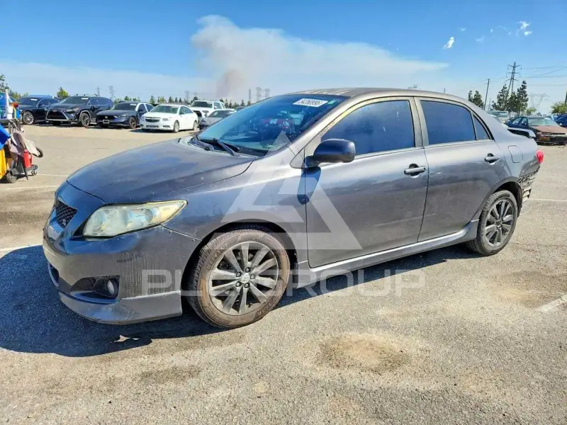 2010 Toyota COROLLA фото