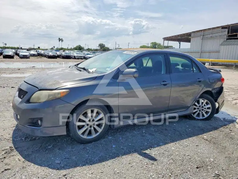 2010 Toyota COROLLA фото