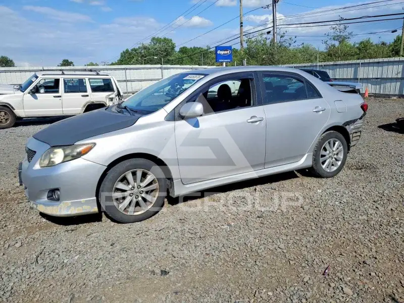 2010 Toyota COROLLA фото