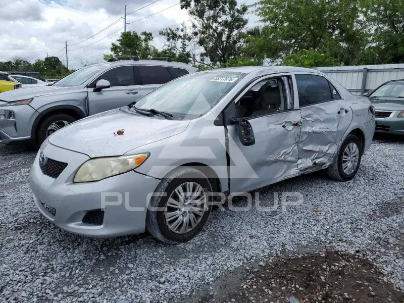 2010 Toyota COROLLA фото