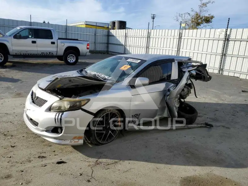 2010 Toyota COROLLA фото