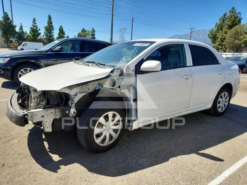 2010 Toyota COROLLA фото
