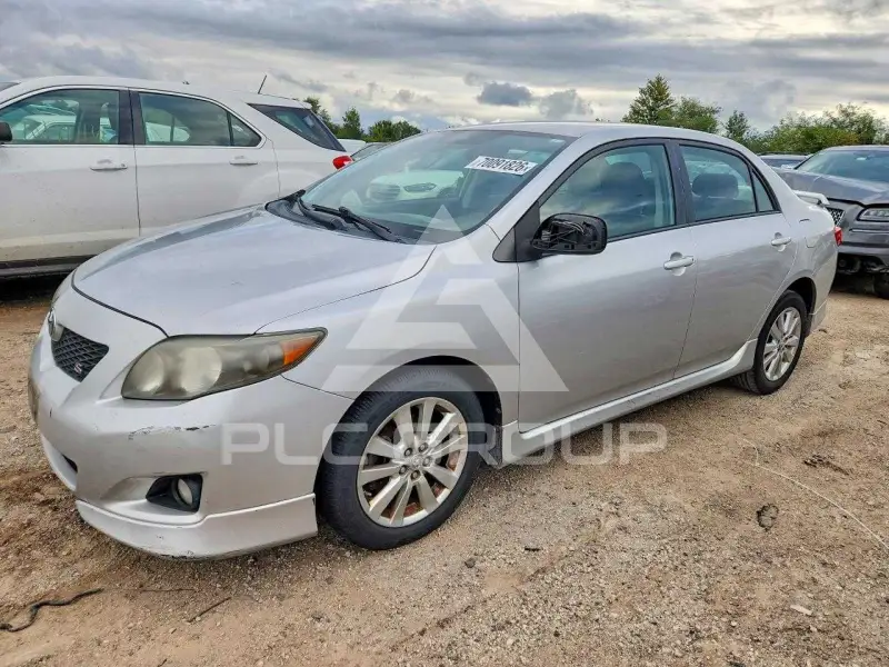 2010 Toyota COROLLA фото