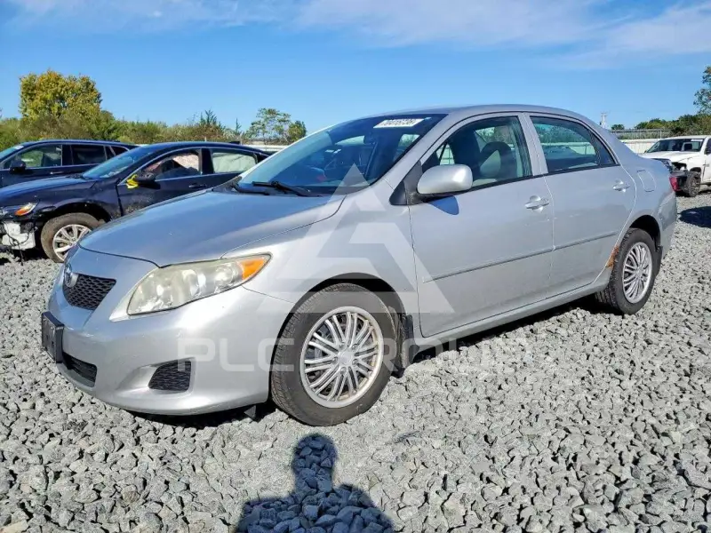 2010 Toyota COROLLA фото