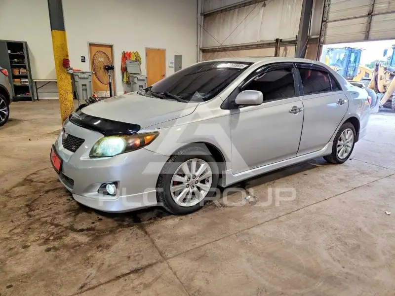 2010 Toyota COROLLA фото