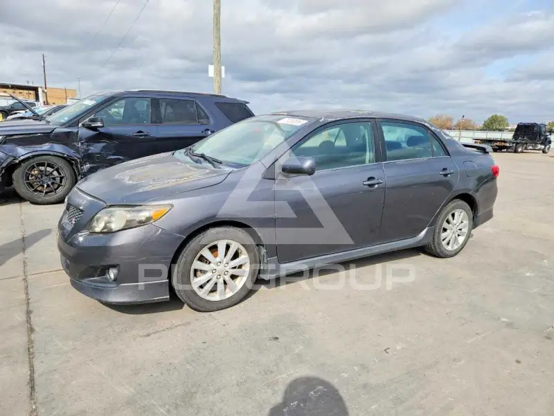 2010 Toyota COROLLA фото