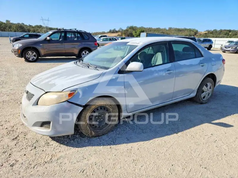 2010 Toyota COROLLA фото