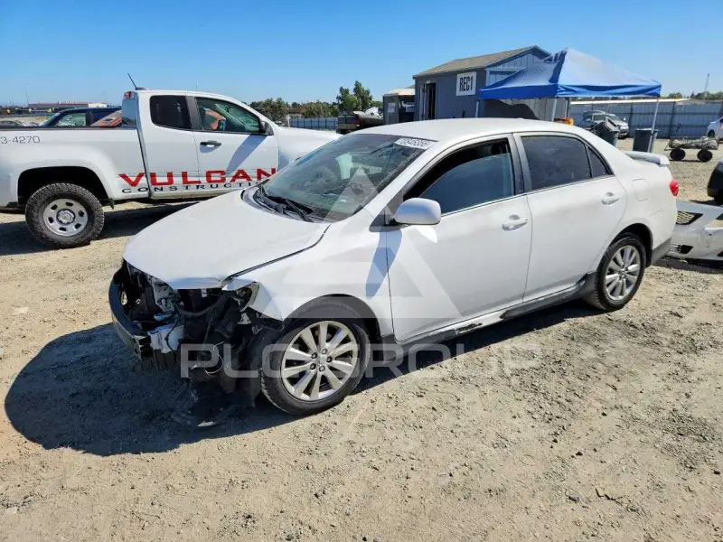 2010 Toyota COROLLA фото