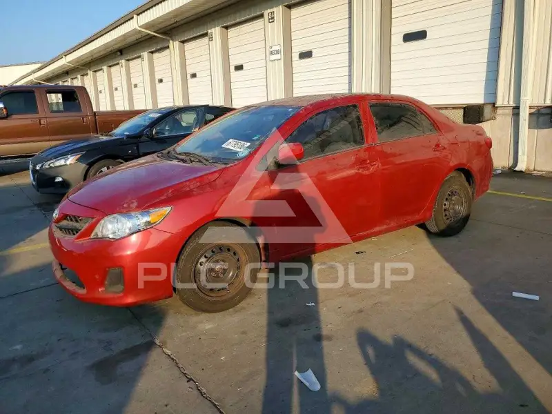 2010 Toyota COROLLA фото