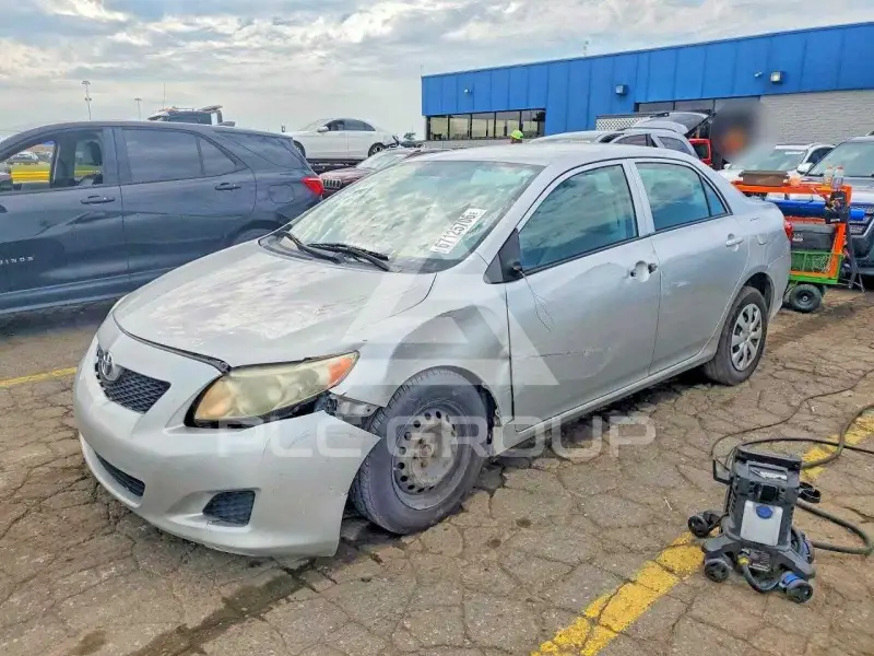 2010 Toyota COROLLA фото