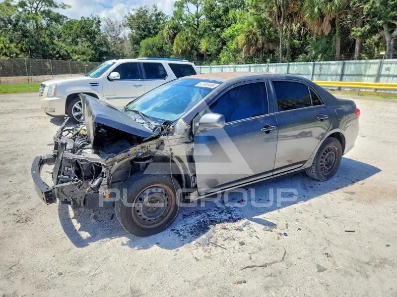 2010 Toyota COROLLA photo