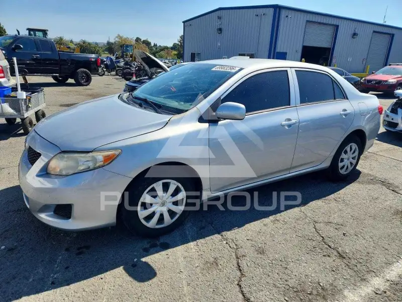 2010 Toyota COROLLA фото