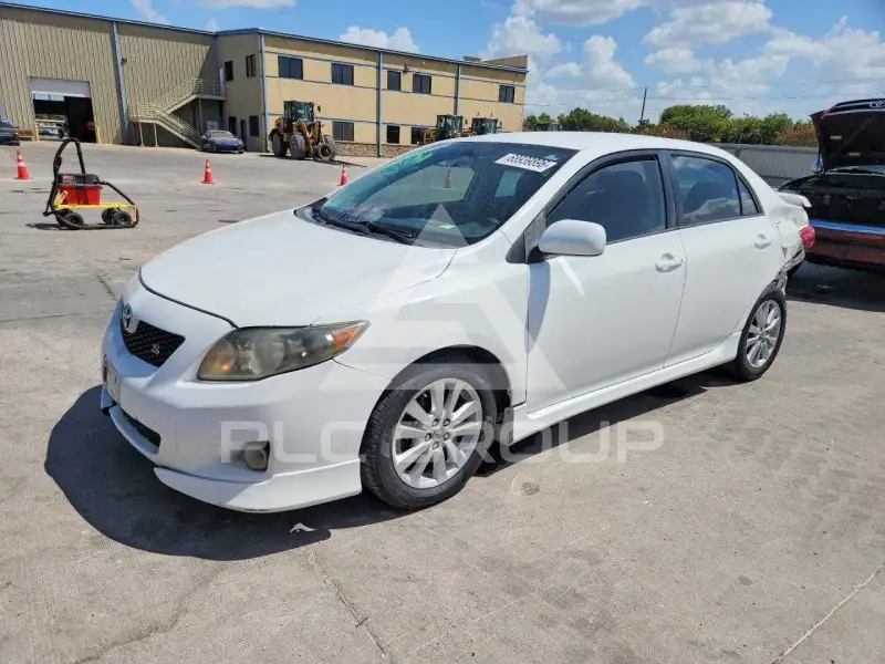 2010 Toyota COROLLA фото