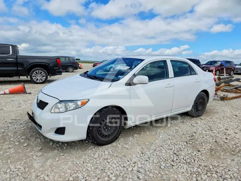 2010 Toyota COROLLA фото