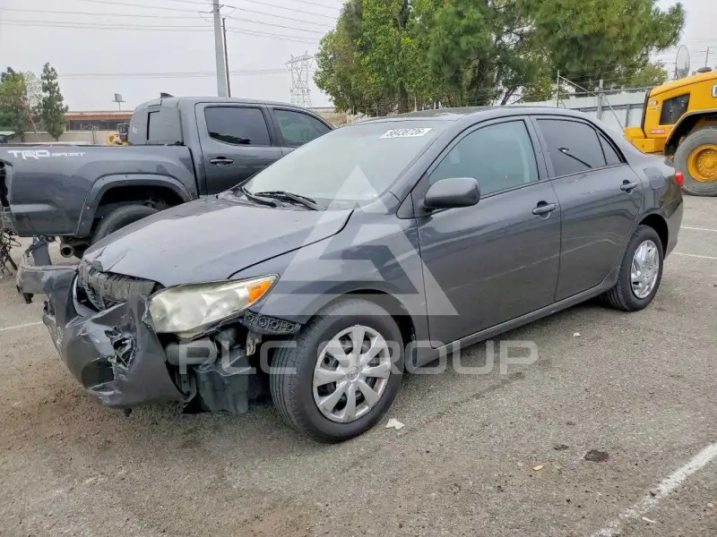 2010 Toyota COROLLA фото