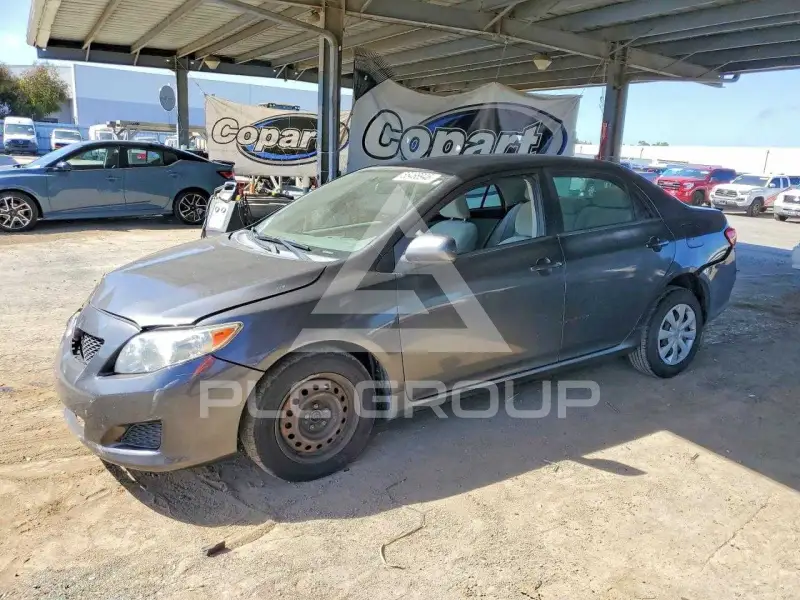 2010 Toyota COROLLA фото