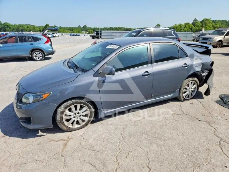 2010 Toyota COROLLA фото