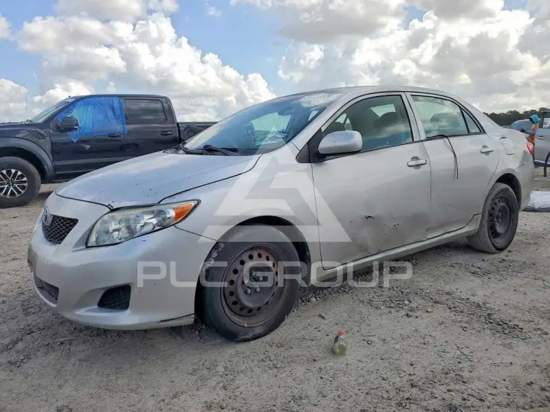 2010 Toyota COROLLA фото