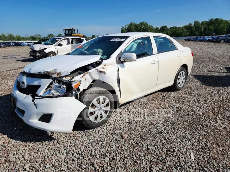 2010 Toyota COROLLA фото