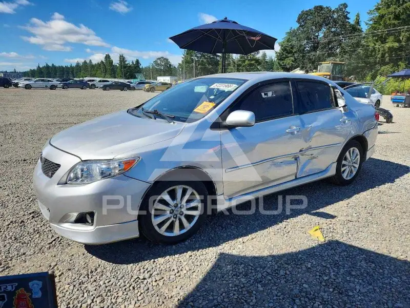 2010 Toyota COROLLA фото