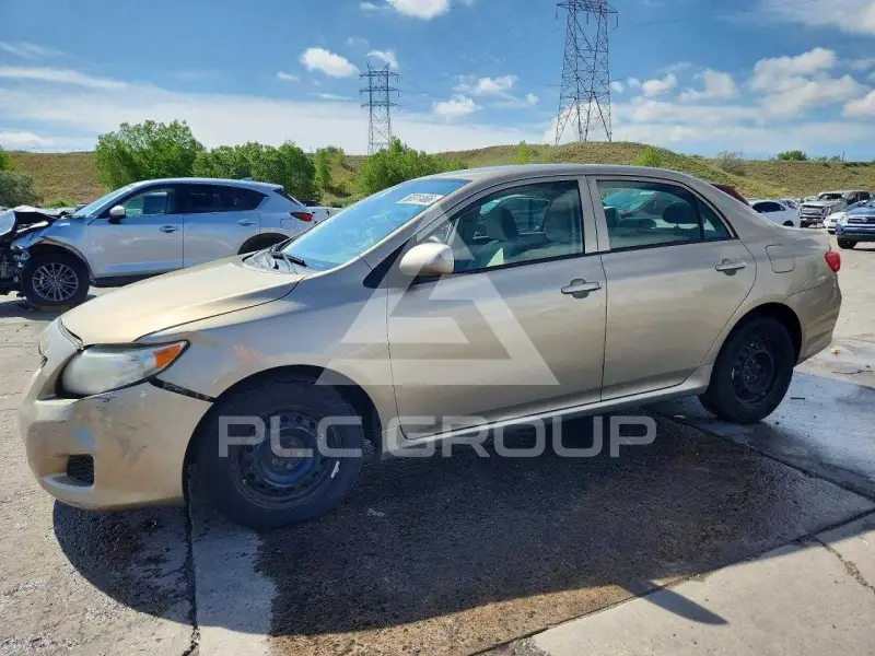 2010 Toyota COROLLA фото