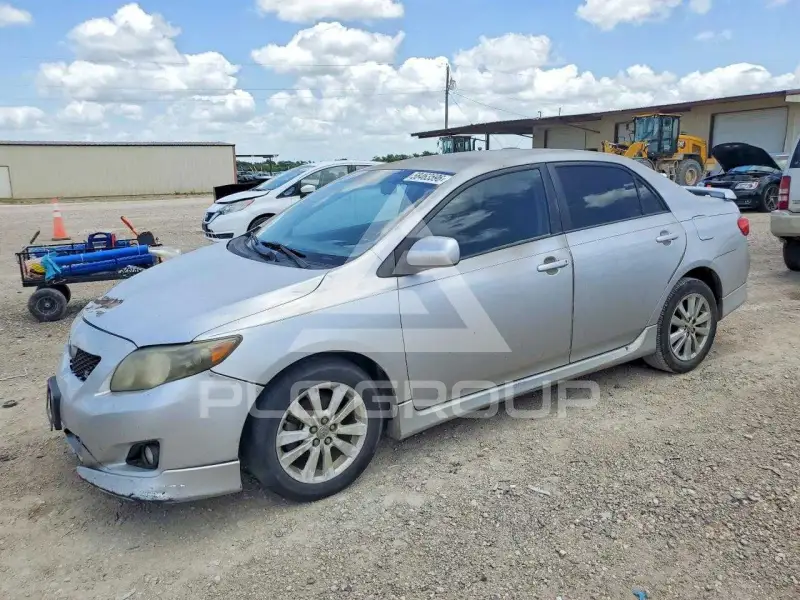 2010 Toyota COROLLA фото