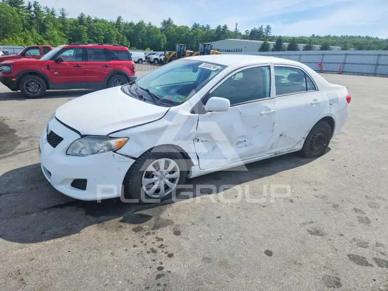 2010 Toyota COROLLA фото