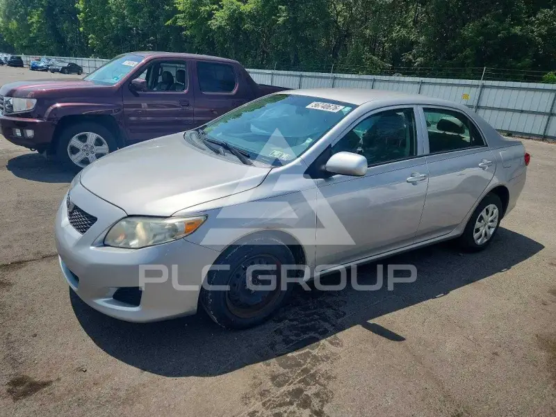 2010 Toyota COROLLA фото