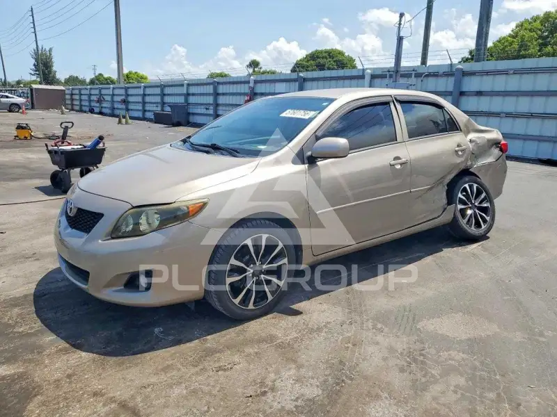 2010 Toyota COROLLA фото