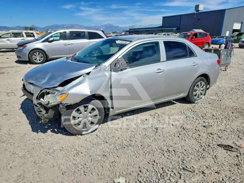 2010 Toyota COROLLA фото