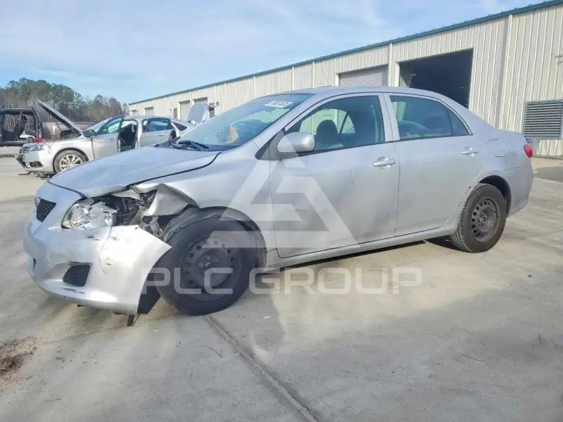 2010 Toyota COROLLA фото