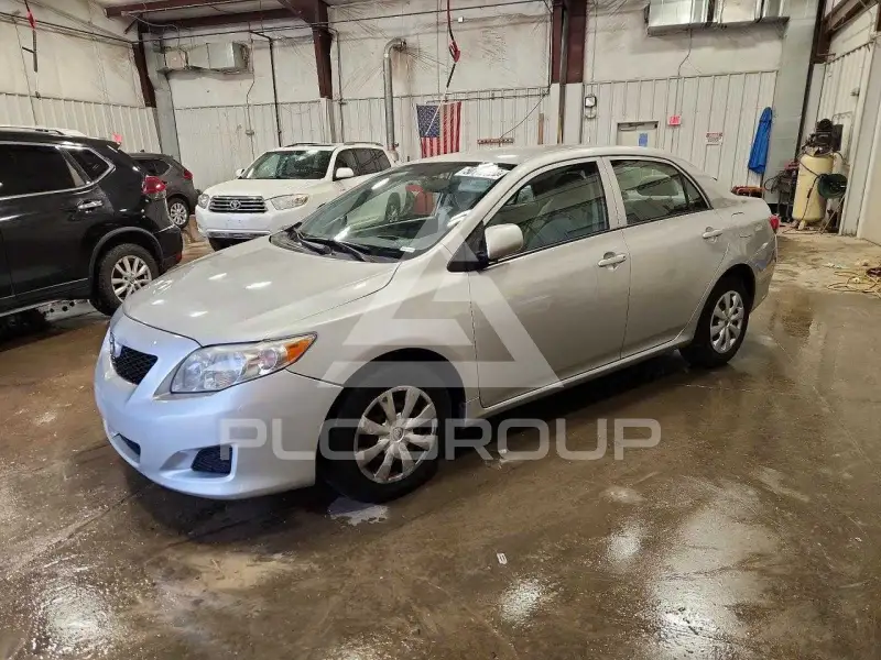 2010 Toyota COROLLA фото