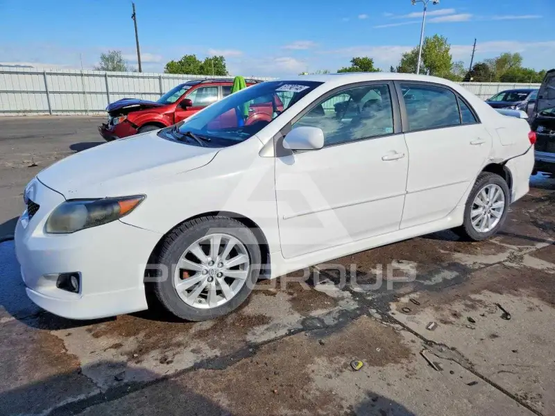 2010 Toyota COROLLA фото
