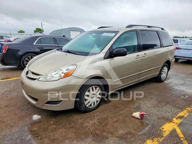 2010 Toyota SIENNA фото