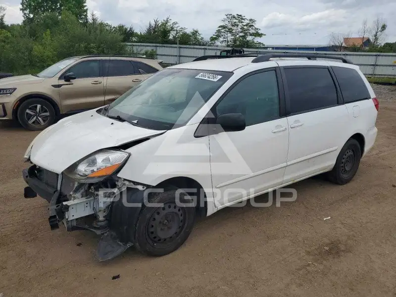 2010 Toyota SIENNA фото