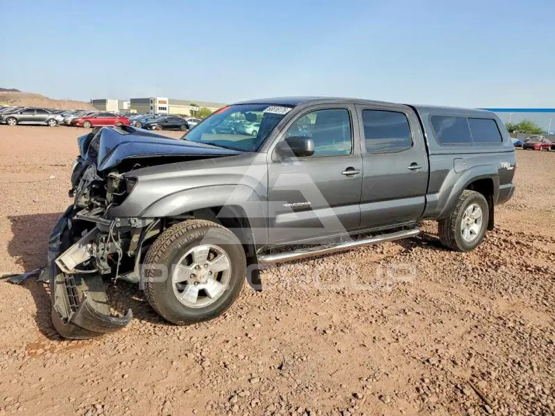 2010 Toyota TACOMA photo